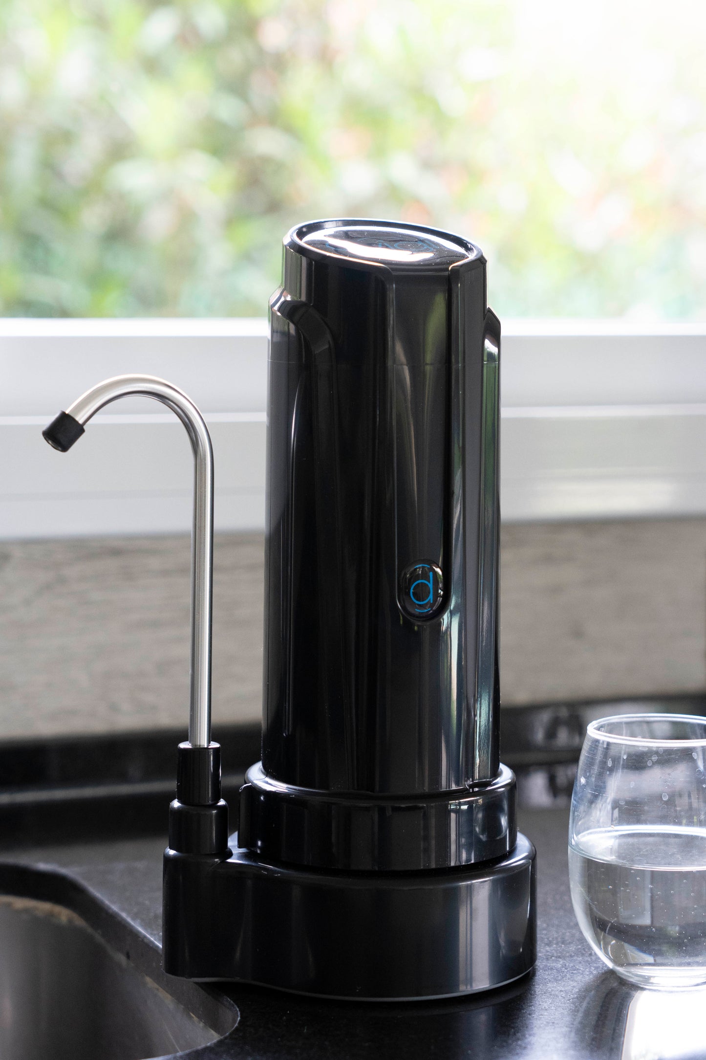 Purificador de Agua Sobre Mesada AQUA + 2 Filtros Repuesto | DVIGI
